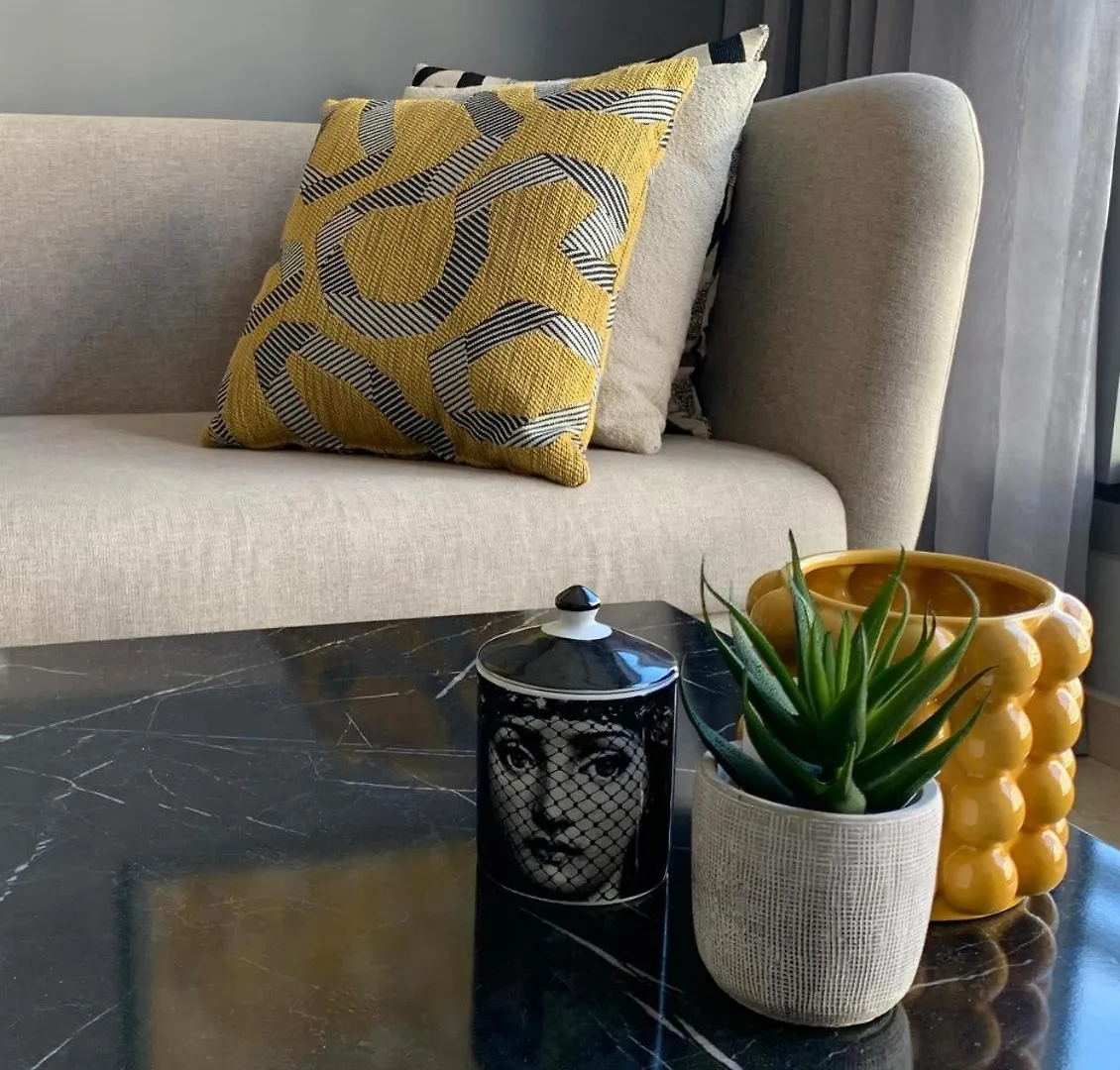 The Twenty-Six Palmier By Ib Signature - Design 1Bedroom Apt With Wifi, Parking, Self Check-In, 24 X7 Security - City View With Terrace - Walk To Cafes! City Centre, Tram Casablanca Lägenhet