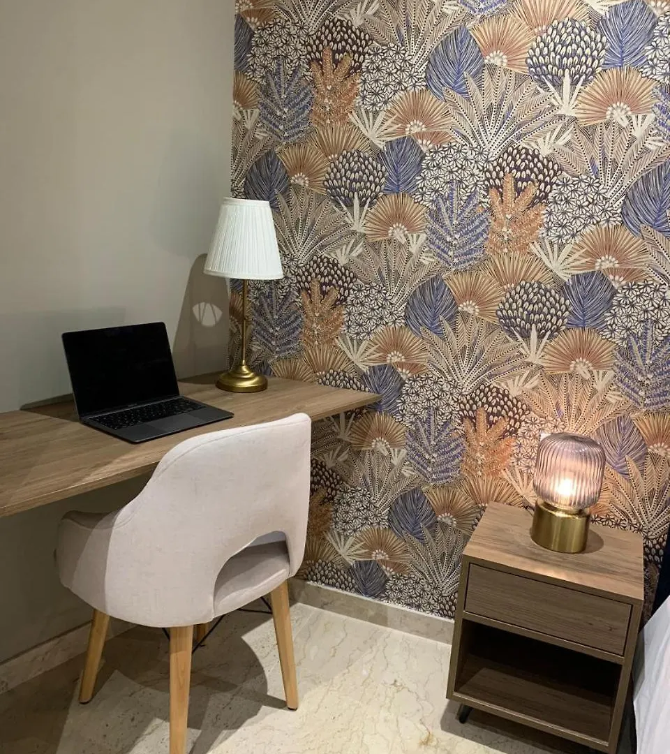 The Twenty-Six Palmier By Ib Signature - Design 1Bedroom Apt With Wifi, Parking, Self Check-In, 24 X7 Security - City View With Terrace - Walk To Cafes! City Centre, Tram Casablanca 0*,  Marocko